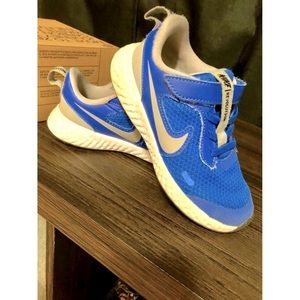 Little Kid Nike Revolution 5 Running Shoes